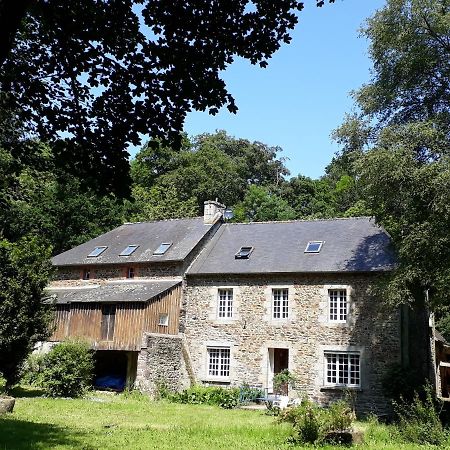 Le Vieux Moulin Bed & Breakfast Goudelin Luaran gambar