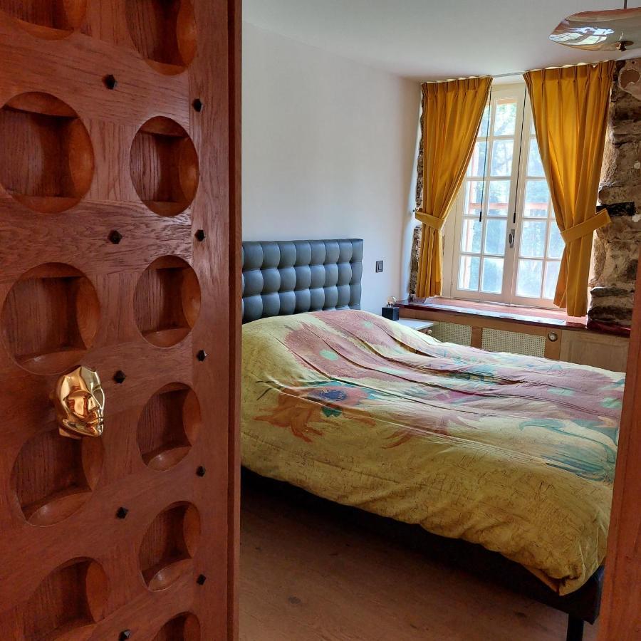 Le Vieux Moulin Bed & Breakfast Goudelin Luaran gambar